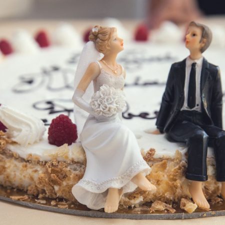 Wedding Cake – Sugar Bride & Groom Toppers